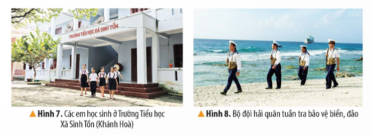 1. VỊ TRÍ ĐỊA LÍCâu hỏi: Đọc thông tin và quan sát hình 3 (trang 6), em hãy xác định vị trí địa lí của vùng biển, một số đảo, quần đảo lớn của Việt Nam.Giải chi tiết:- Vùng biển Việt Nam là một phần của biển Đông- Có các đảo tiêu biểu ở miền Bắc như: Bạch Long Vĩ, Cát Bà; miền Trung có: Cồn Cỏ, Lý Sơn; miền Nam có: Phú Quốc, Phú Quý- Có 2 quần đảo lớn nhất là quần đảo Hoàng Sa (Đà Nẵng) và Trường Sa (Khánh Hoà) nằm tại vị trí trung tâm biển Đông, có vị trí địa lý thuận lợi 2. CÔNG CUỘC BẢO VỆ CHỦ QUYỀN, CÁC QUYỀN VÀ LỢI ÍCH HỢP PHÁP CỦA VIỆT NAM Ở BIỂN ĐÔNGCâu hỏi: Đọc thông tin và quan sát các hình từ 5 đến 8, em hãy:-  Trình bày những nét chính về công cuộc bảo vệ chủ quyền, các quyền và lợi ích hợp pháp của Việt Nam ở Biển Đông.- Kể lại một câu chuyện về biển, đảo Việt NamGiải chi tiết:- Những nét chính về công cuộc bảo vệ chủ quyền, các quyền và lợi ích hợp pháp của Việt Nam ở Biển Đông:+ Từ xưa đến nay, các thế hệ người Việt đã dành nhiều công sức để khai phá, xác lập và bảo vệ chủ quyền biển đảo+ Ngày nay, Việt Nam có nhiều hoạt động bảo vệ chủ quyền như: thành lập các đơn vị hành chính ở 2 quần đảo, ban hành các văn bản pháp luật khẳng định chủ quyền biển đảo, tham gia Công ước của Liên hợp quốc về Luật Biển năm 1982,...- Kể một câu chuyện về biển, đảo Việt Nam:+ Chúa Nguyễn Phúc Nguyên lập đội Hoàng Sa có nhiệm vụ ra quần đảo Hoàng Sa thu lượm, khai thác sản vật,...+ Hàng năm từ tháng 3 đến tháng 8, họ giong buồm vượt biển qua quần đảo, đi 3 ngày 3 đêm mới đến trong điều kiện thiên nhiên khắc nghiệt+ Người dân ở đảo Lý Sơn tổ chức lễ Khao lề thế lính Hoàng Sa cầu bình an cho những người đi làm nhiệm vụ, tri ân những người có công trong việc bảo vệ biển đảo quê hương 3. LUYỆN TẬPCâu 1: Hoàn thành bảng (theo gợi ý dưới đây vào vở) về những hoạt động chính trong công cuộc bảo vệ chủ quyền, các quyền và lợi ích hợp pháp của Việt Nam ở Biển Đông.Giải chi tiết:Thời kìHoạt độngCác chúa NguyễnLập đội Hoàng Sa và Bắc Hải để thu lượm sản vật, đánh bắt hải sản,..., từng bước thực thi chủ quyền trên quần đảo Hoàng Sa và Trường SaTriều Nguyễn- Xác lập và thực thi chủ quyền bằng việc cắm cờ, dựng cột mốc,... trên quần đảo Hoàng Sa- Vua Minh Mạng cho vẽ Đại Nam nhất thống toàn đồ trong đó thể hiện 2 quần đảo thuộc chủ quyền Việt NamThời Pháp thuộcDựng bia chủ quyền, lập đơn vị hành chính ở 2 quần đảoNhà nước Cộng hoà xã hội chủ nghĩa Việt Nam- Thành lập các đơn vị hành chính- Ban hành các văn bản pháp luật khẳng định chủ quyền biển đảo- Tham gia Công ước của Liên hợp quốc về Luật Biển năm 1982- Phát triển kinh tế biển gắn với tăng cường tiềm lực quốc phòng Câu 2: Giới thiệu với bạn, thầy cô bài hát, bài thơ hoặc câu chuyện về biển, đảo mà em sưu tầm được.Giải chi tiết:Bài hát: Nơi đảo xa viết về người lính nơi hải đảo4. VẬN DỤNG